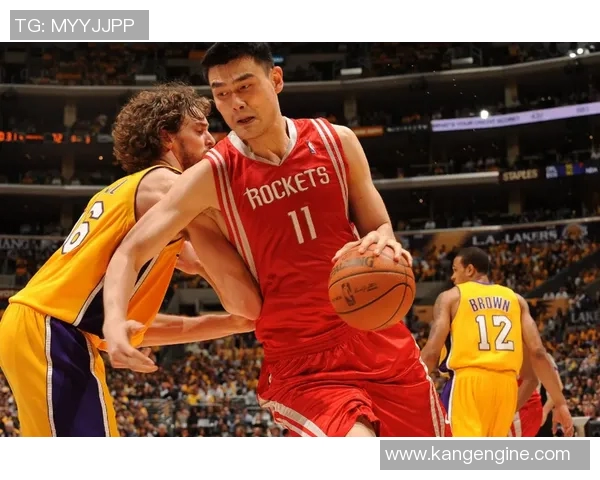 姚明篮球技术解析与战术运用探讨