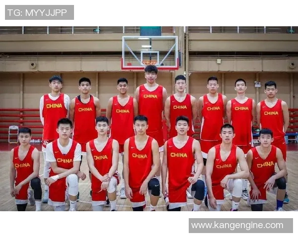 姚明的强壮程度究竟如何他在篮球场上的表现和身体素质分析