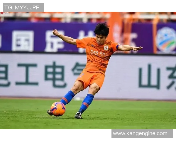 不坐飞机的足球明星们如何在赛场上展现非凡风采与独特魅力