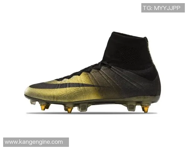 足球明星休闲皮鞋时尚搭配展示让你领略运动与休闲的完美结合