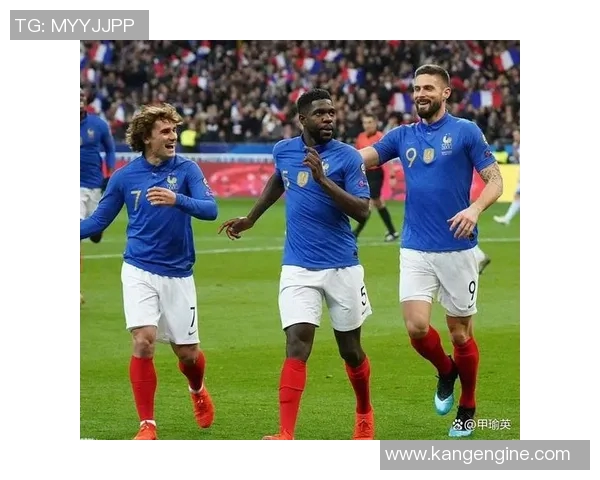 印尼足球明星风采展现球场上的英雄与荣耀瞬间回顾 印尼足球明星风采展现球场上的英雄与荣耀瞬间回顾